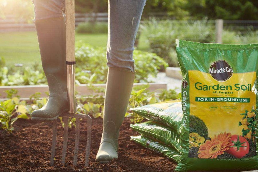 Soil & Soil Amendments * | Miracle-Gro Soil & Soil Amendments All Purpose For In-Ground Use 2-Cu Ft Garden Soil